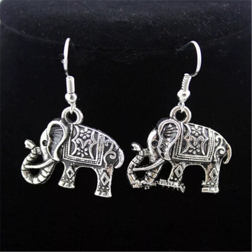 Tibet Style Silver Elephant Pendant Necklace Set - Picture 4 of 4